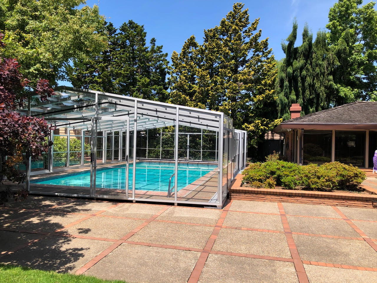 Residential Retractable Pool EnclosureS