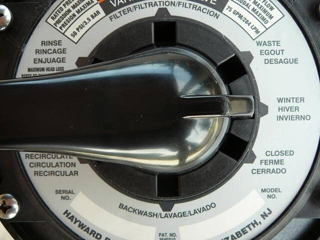 Swimming pool valve